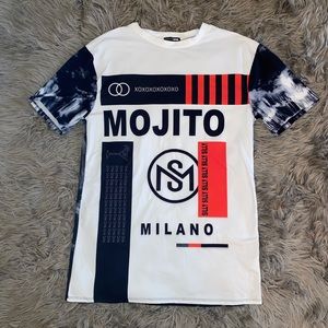 Oversized graphic tee